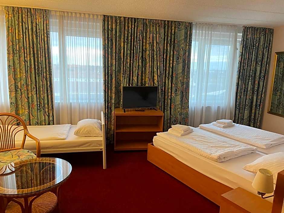 TRIP INN Axxon Hotel