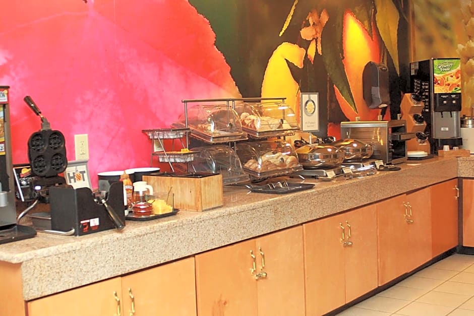 Fairfield Inn & Suites by Marriott Fairmont