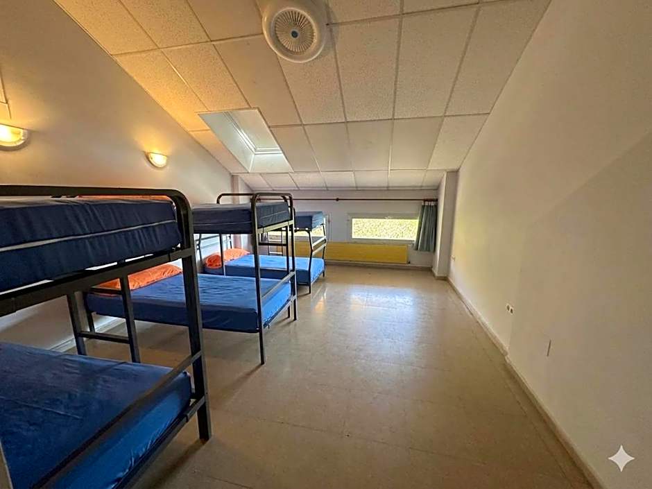 Residencia Albergue Jaca
