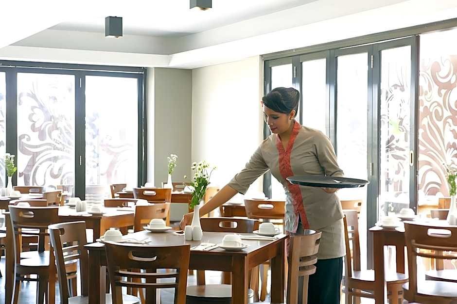Rofa Kuta Hotel