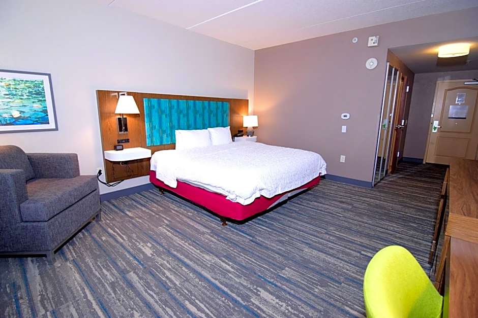 Hampton Inn By Hilton Leesburg