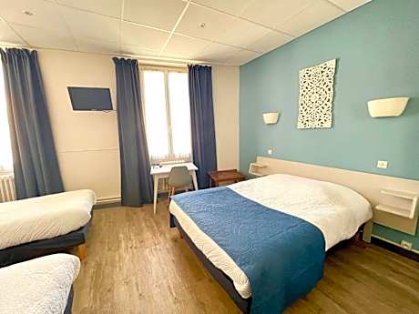 Family Room (2 Adults + 2 Children)