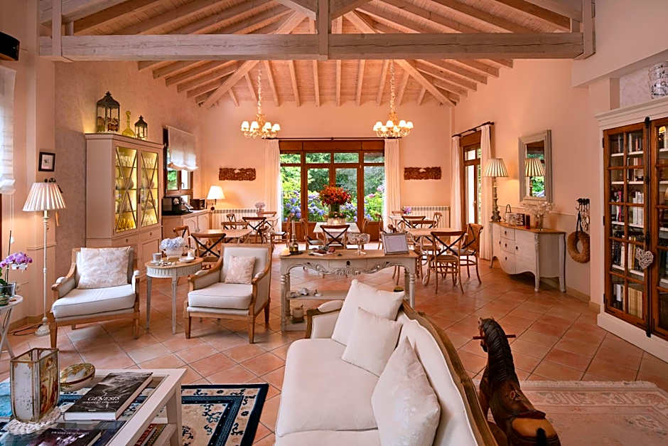 Hotel Rural Arpa de Hierba