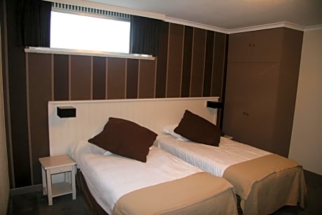 Business Twin Room