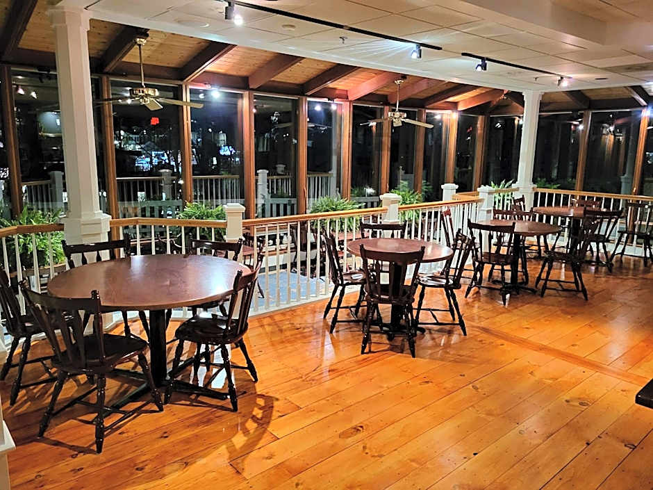 The Stowe Village Inn