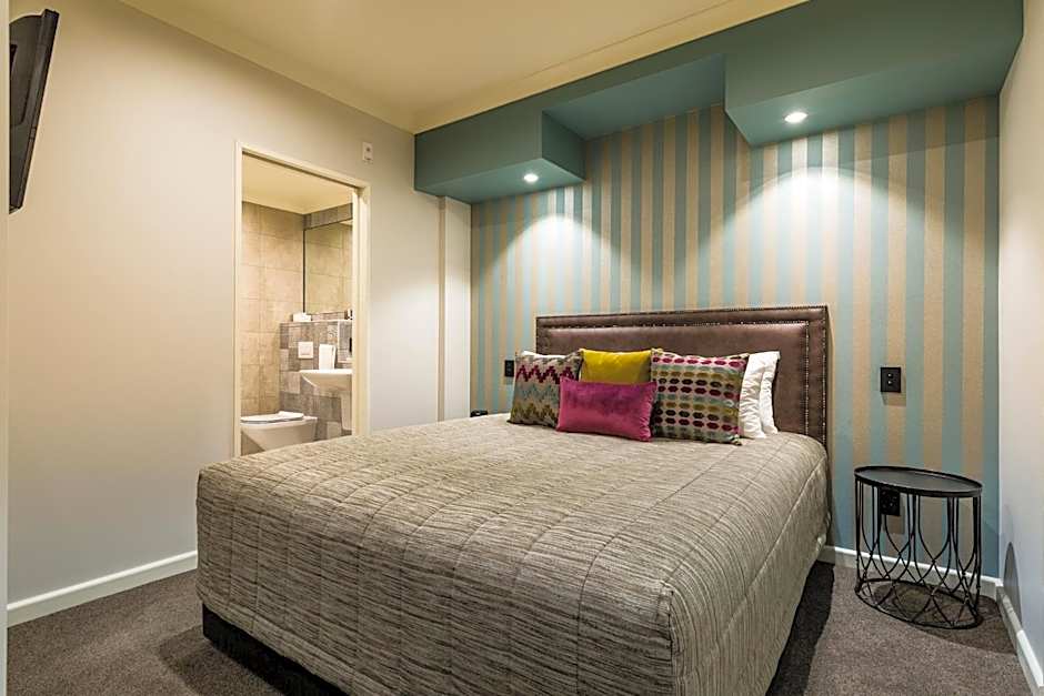 Pebble Beach Motor Inn