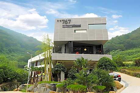 통영767펜션