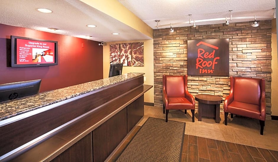 Red Roof Inn Utica