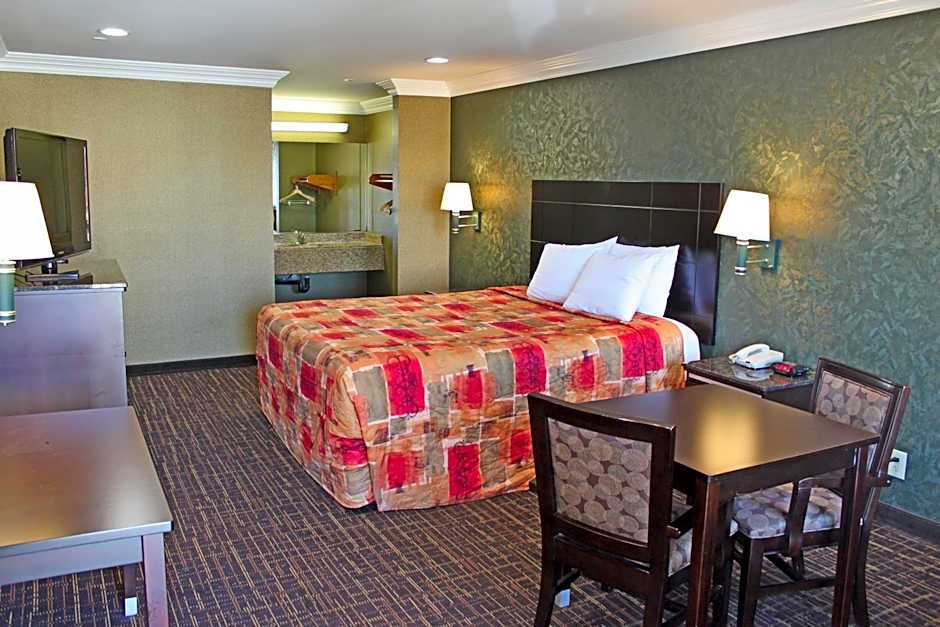 Crystal Inn Suites & Spas