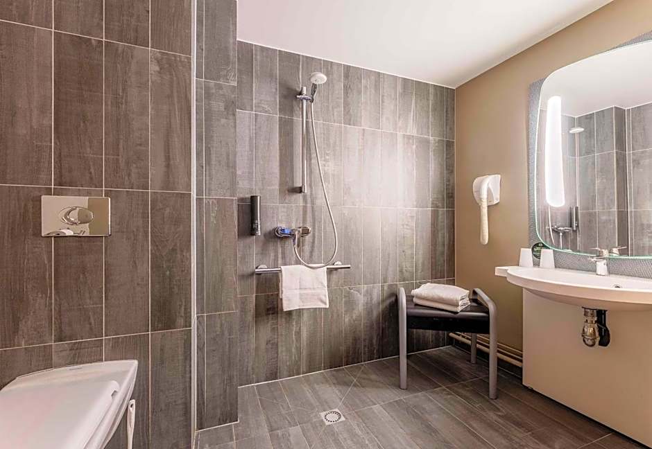 B&B HOTEL Lille Roubaix Centre Grand-Place