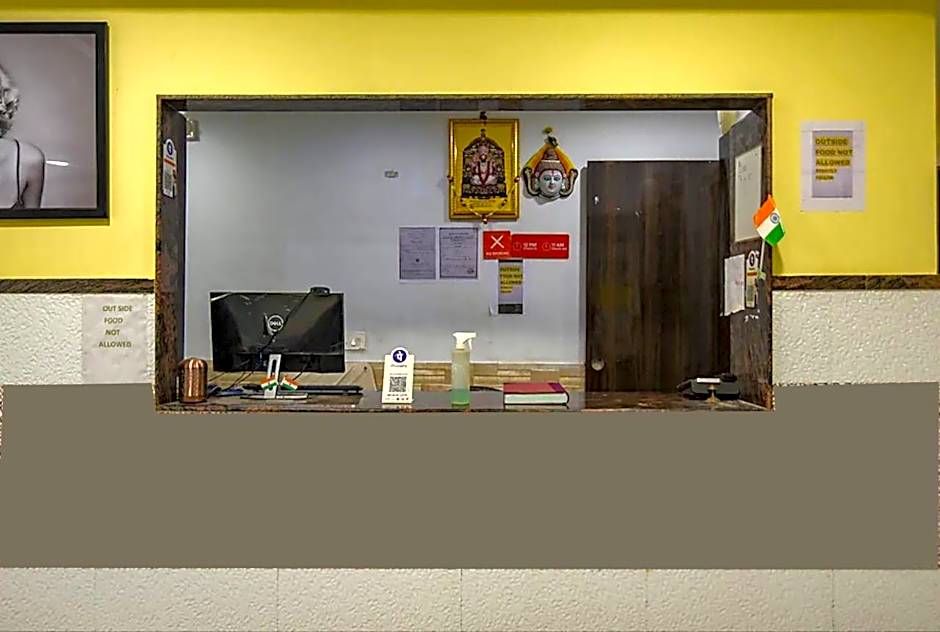 Goroomgo Salt Lake Palace Kolkata – Calcutta, LA