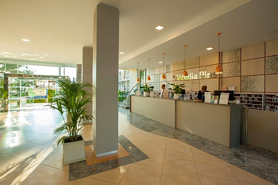 Grupotel Alcudia Pins