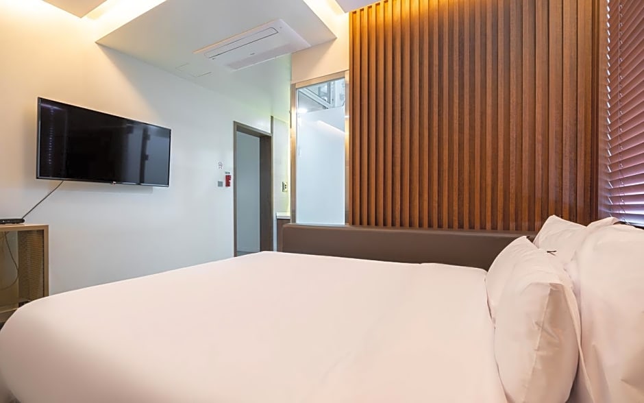 Hound Hotel Suncheon station