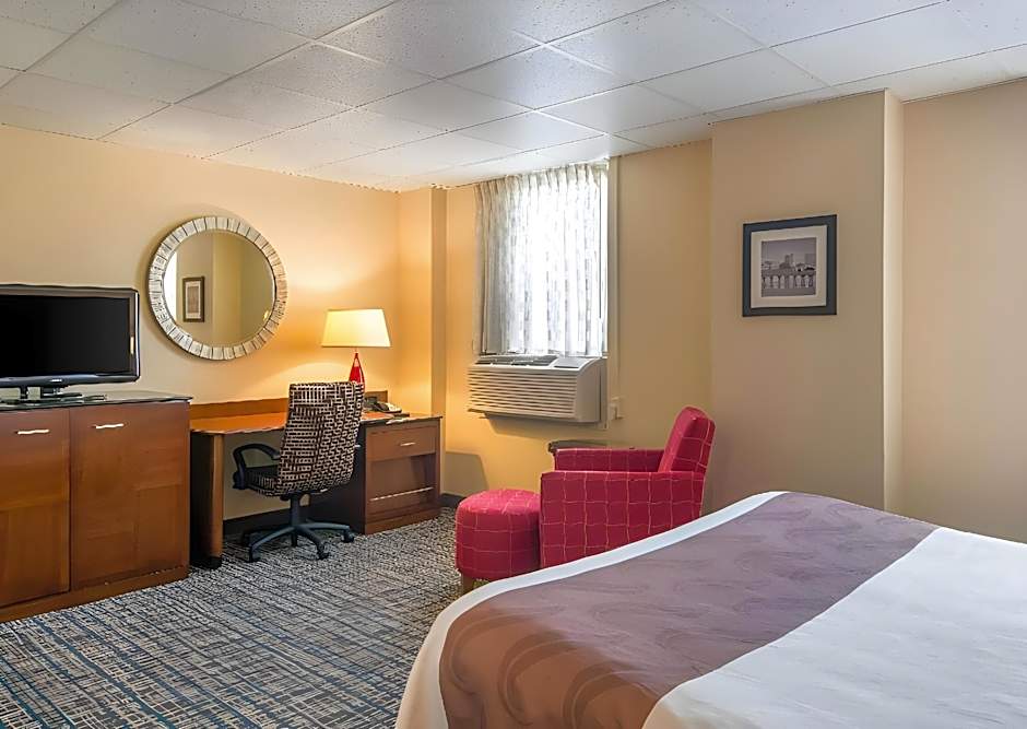 Quality Inn & Suites