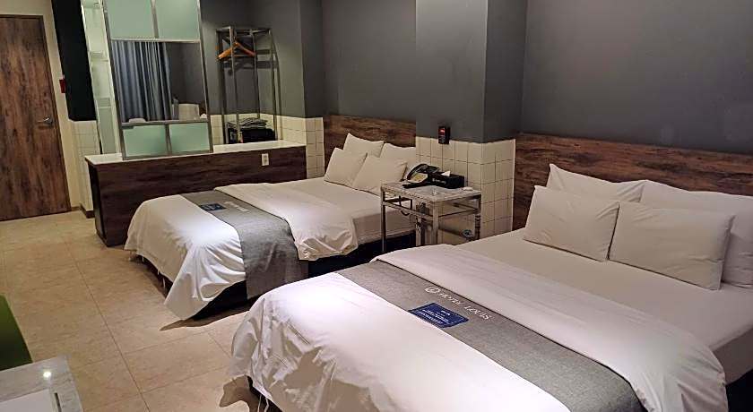Louis Hotel Gangneung