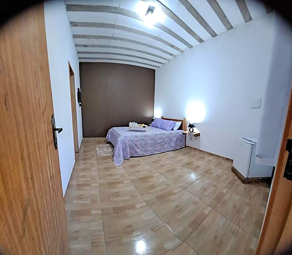 Rancho Esperança, pouso e comida a lenha