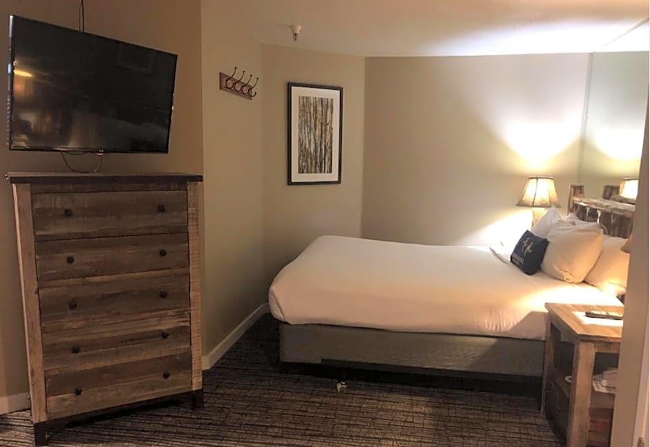 Postmarc Hotel and Spa Suites
