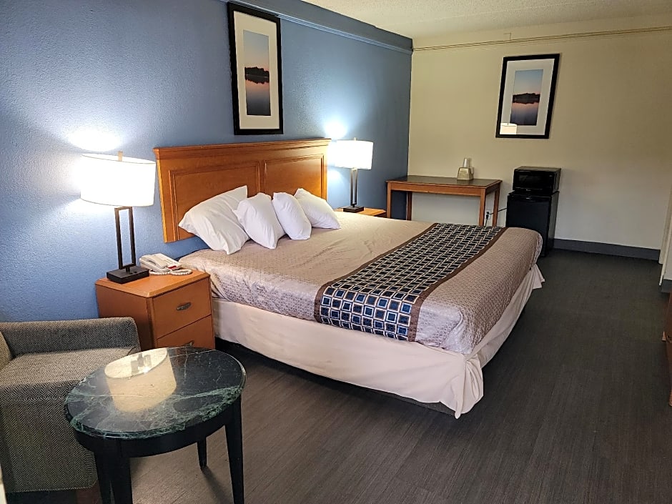 Knights Inn - Lithonia