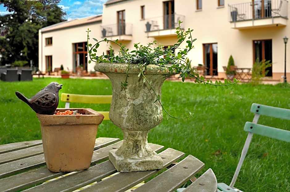 Cellino Hotel Prieros