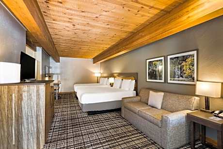 Queen Room with Two Queen Beds and Sofa Bed - Non-Smoking