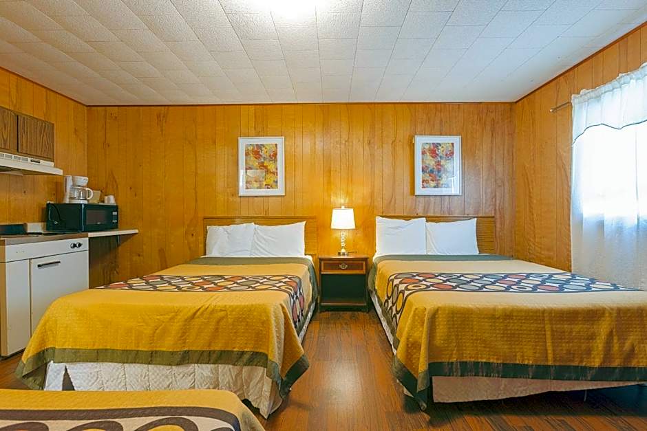 Parkside Motel by OYO Meadville Conneaut Lake