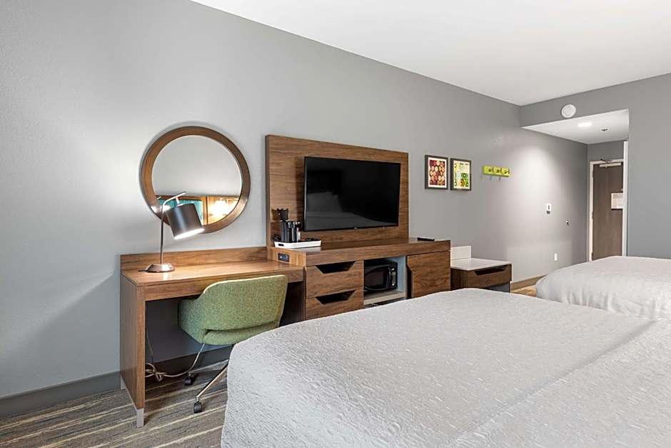 Hampton Inn By Hilton Madison, OH