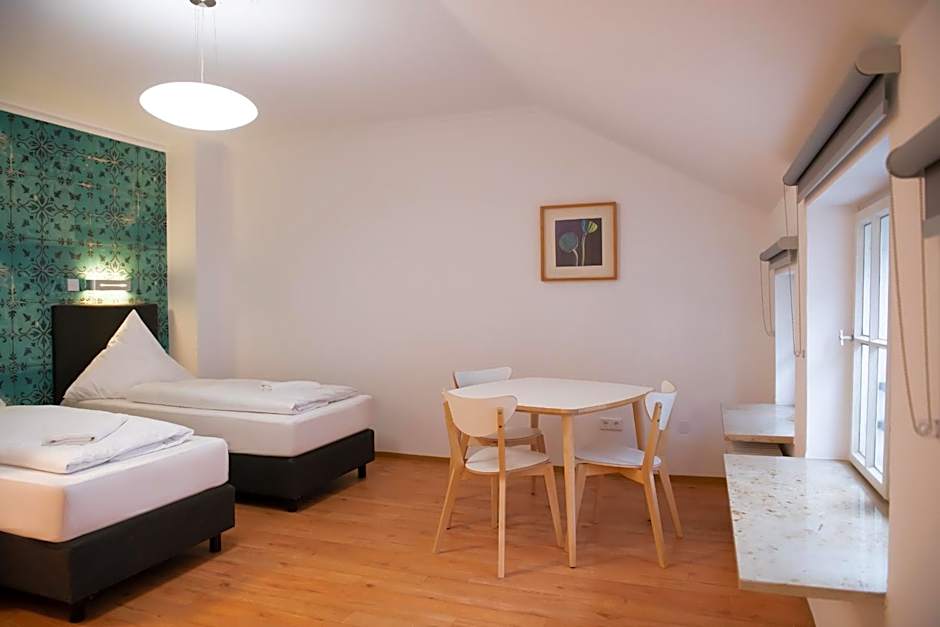 Aparthotel Villa Elon