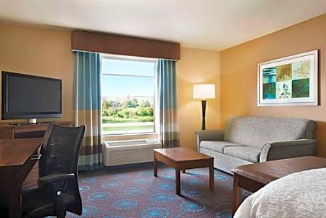 King Room with Sofa Bed and Study - Non-Smoking