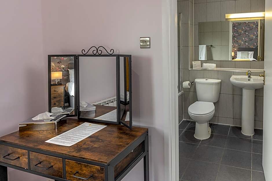 Cricklade House Hotel, Sure Hotel Collection by Best Western