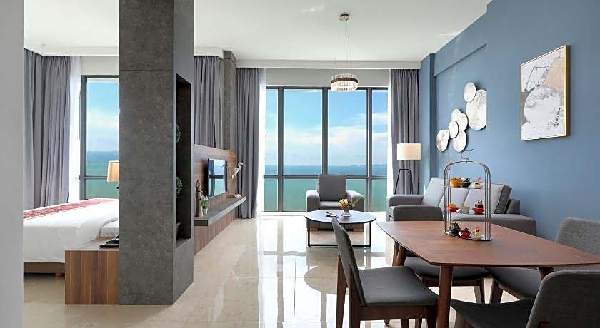 Hompton by the Beach Penang