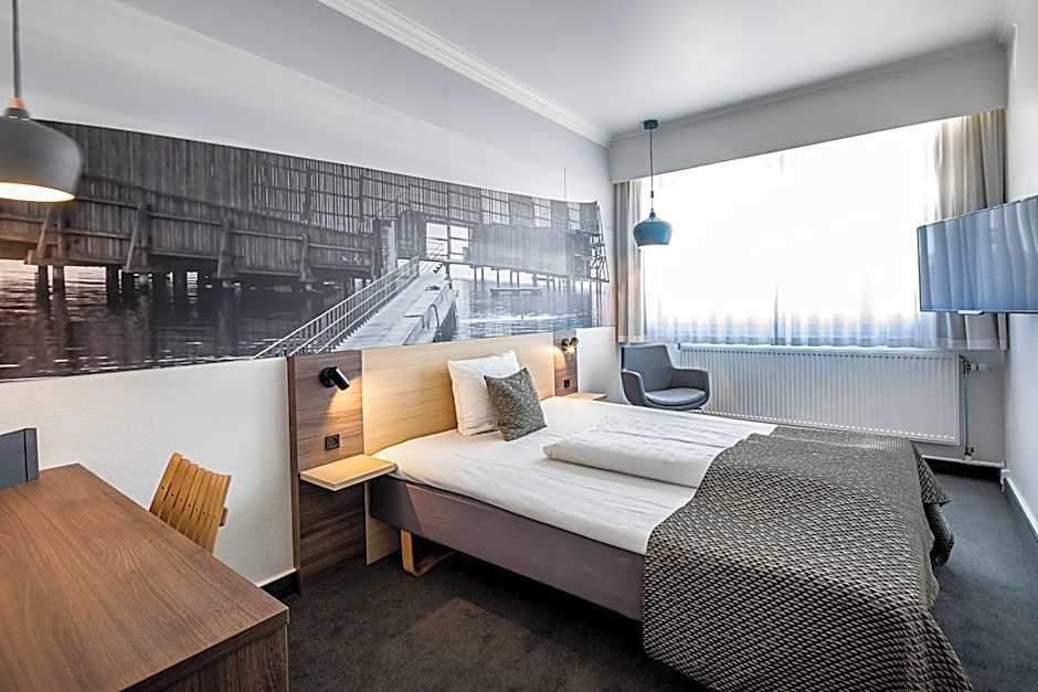 Best Western Plus Airport Hotel