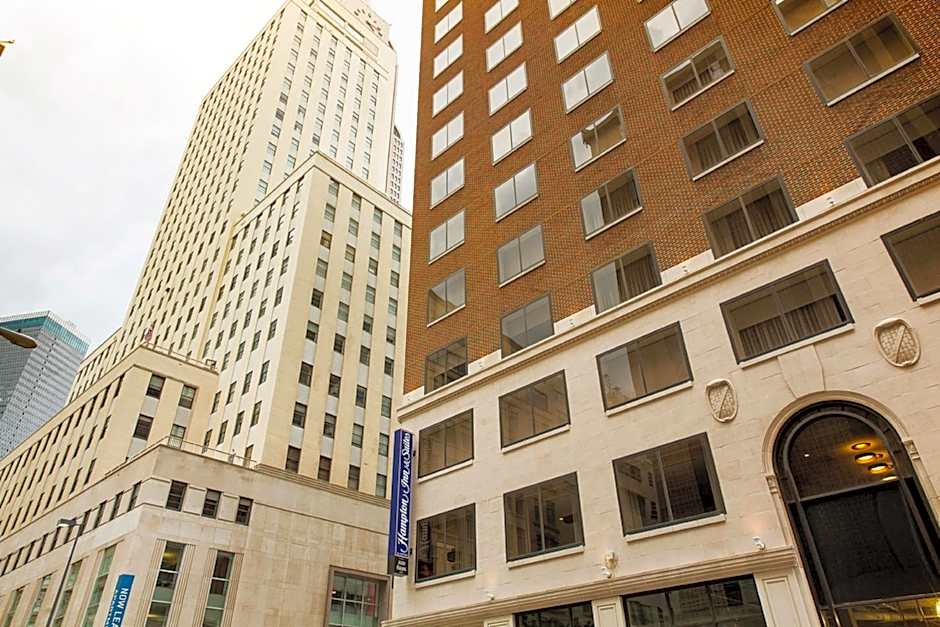 Hampton Inn & Suites Dallas / Downtown