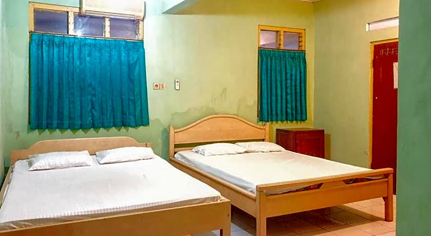 Hotel Jaya Kusuma near Candi Prambanan