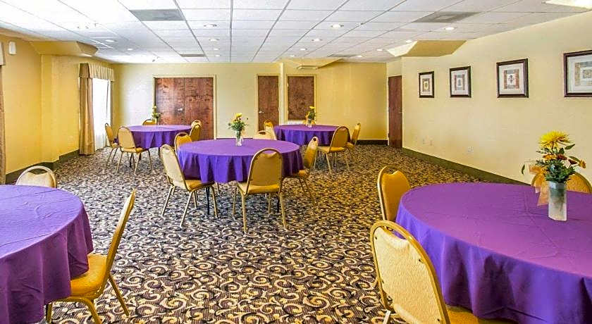 Sleep Inn & Suites Gonzales near Palmetto State Park