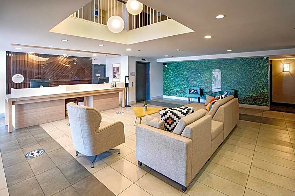 Holiday Inn Hotel & Suites Osoyoos By IHG
