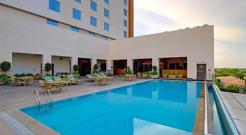 Saura Hotel, Agra- A Club Mahindra Associate
