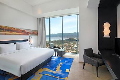 Superior King Room with Ocean View