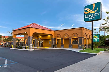 Quality Inn Redding near I-5