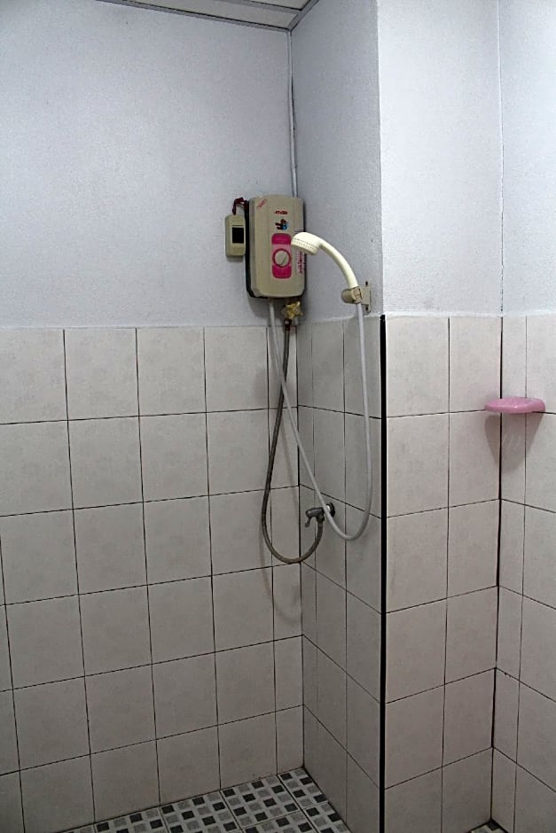 OYO 75420 Howto Hotel