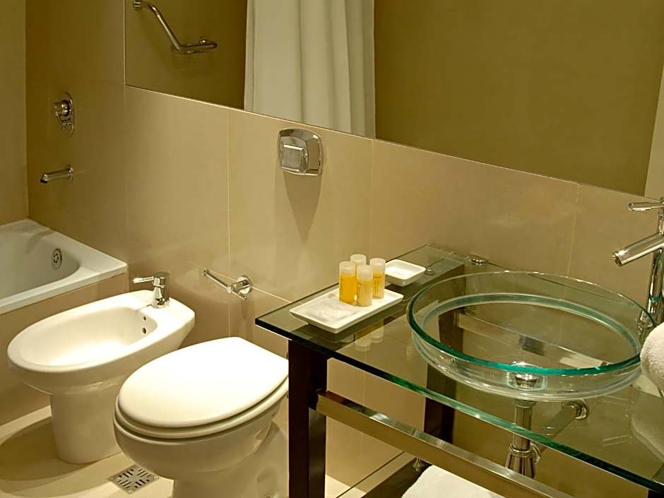 Dazzler by Wyndham Buenos Aires Maipu