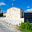 Chambres d'Hôtes Château Pierre de Montignac