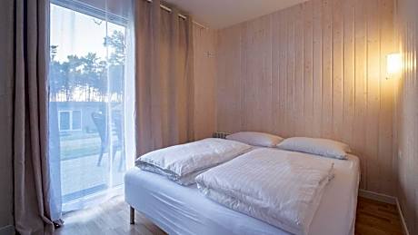 Bungalow with Garden View