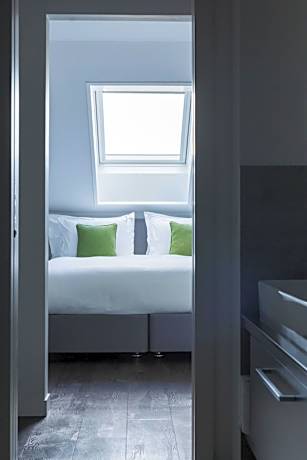 Suite Apartment with Terrace