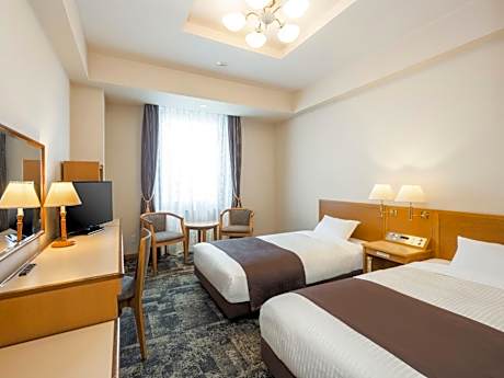 Standard Twin Room - Non-Smoking