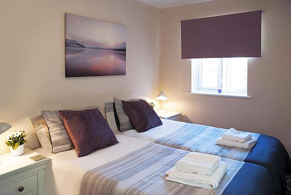 Chestnut Contractor Stays