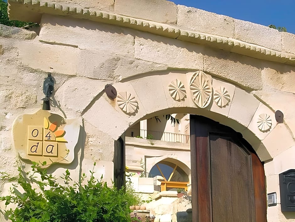 4 Oda Cave Hotel