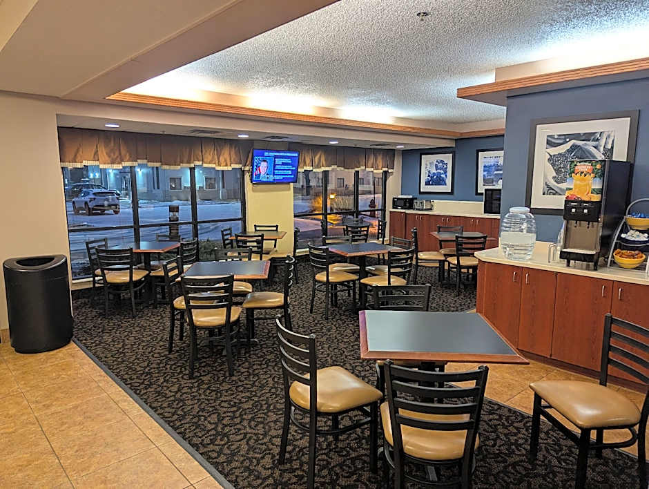 Days Inn by Wyndham Fargo
