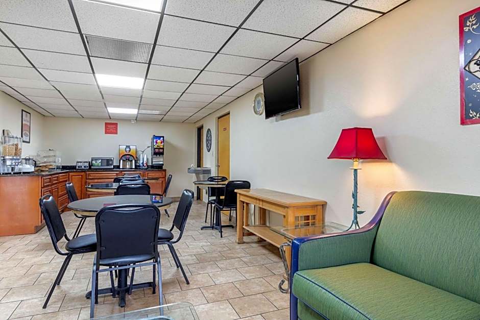 Econo Lodge Chattanooga Northeast - Ooltewah