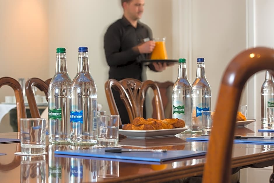 Park International Hotel