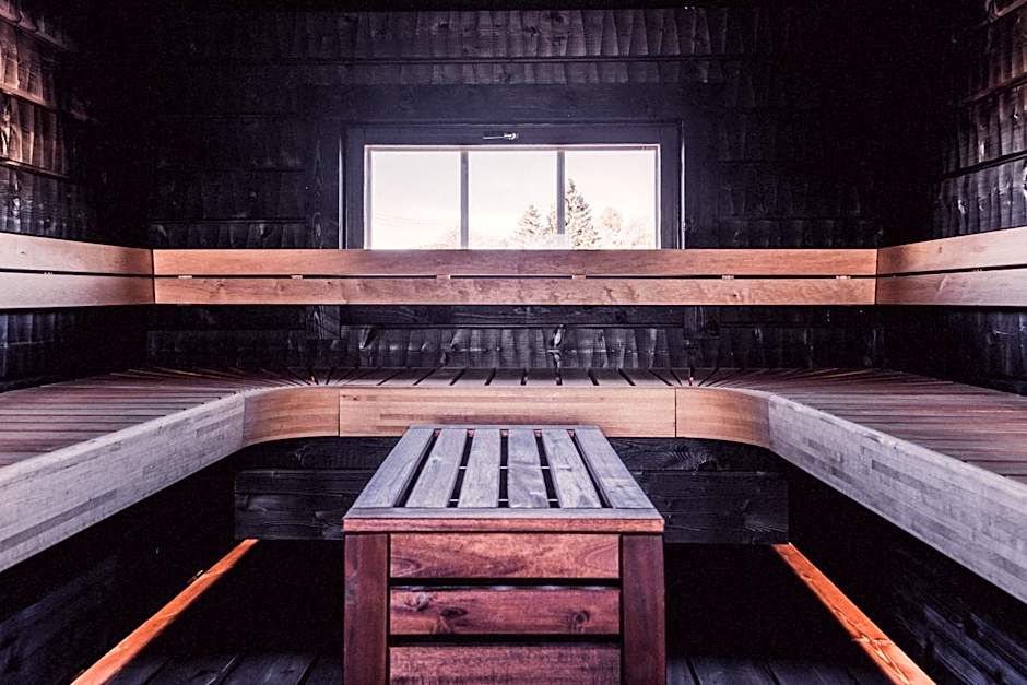 Brudhäll Hotel & Restaurant